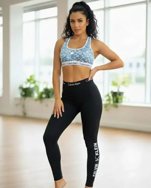 Aktivitelerde Hareket Özgürlüğü Veren Kaliteli Siyah Spor Taytı